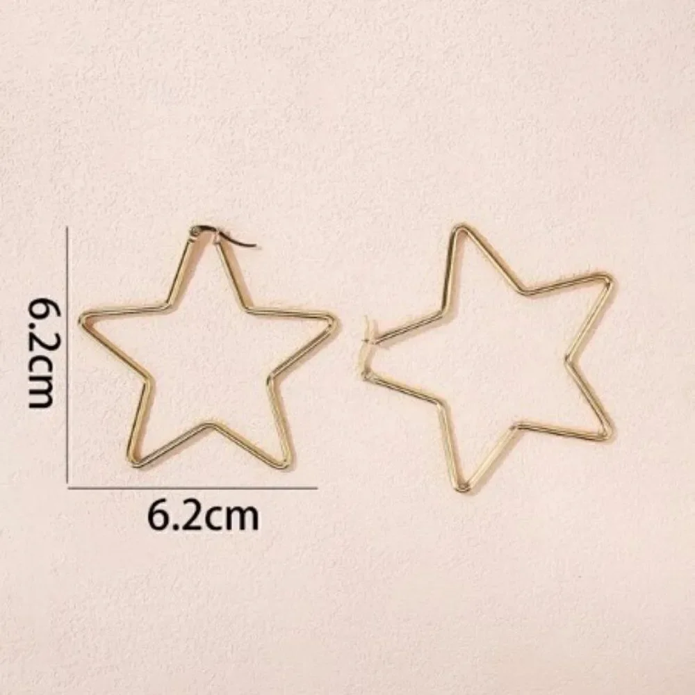 GOLD STAR DANGLE EARRINGS